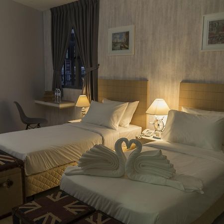Lighthouse Hotel & Shortstay @ Damansara Uptown Петалинг-Джая Экстерьер фото