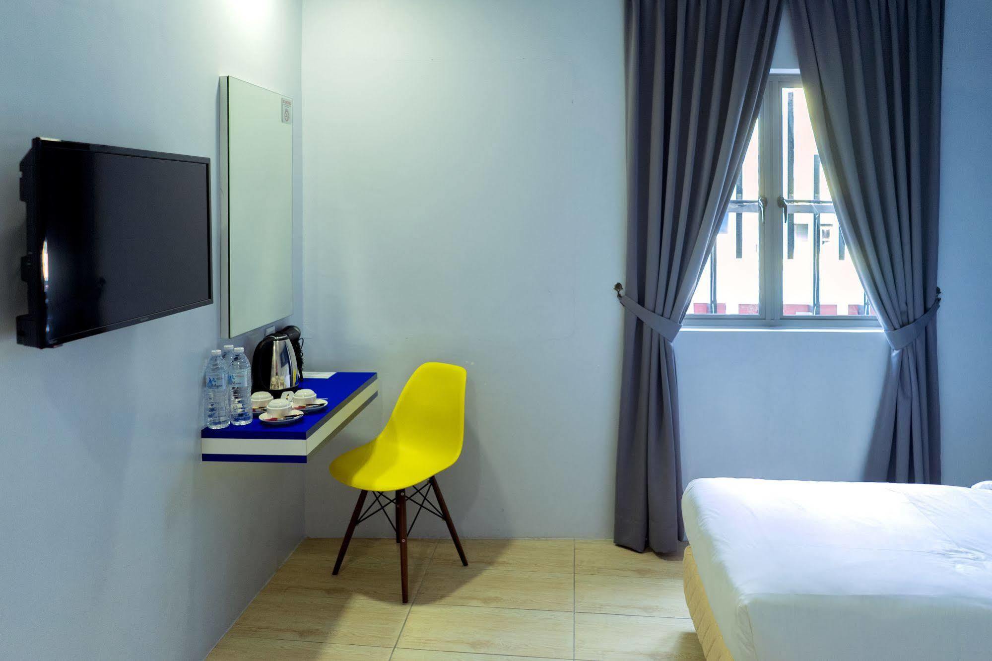 Lighthouse Hotel & Shortstay @ Damansara Uptown Петалинг-Джая Экстерьер фото