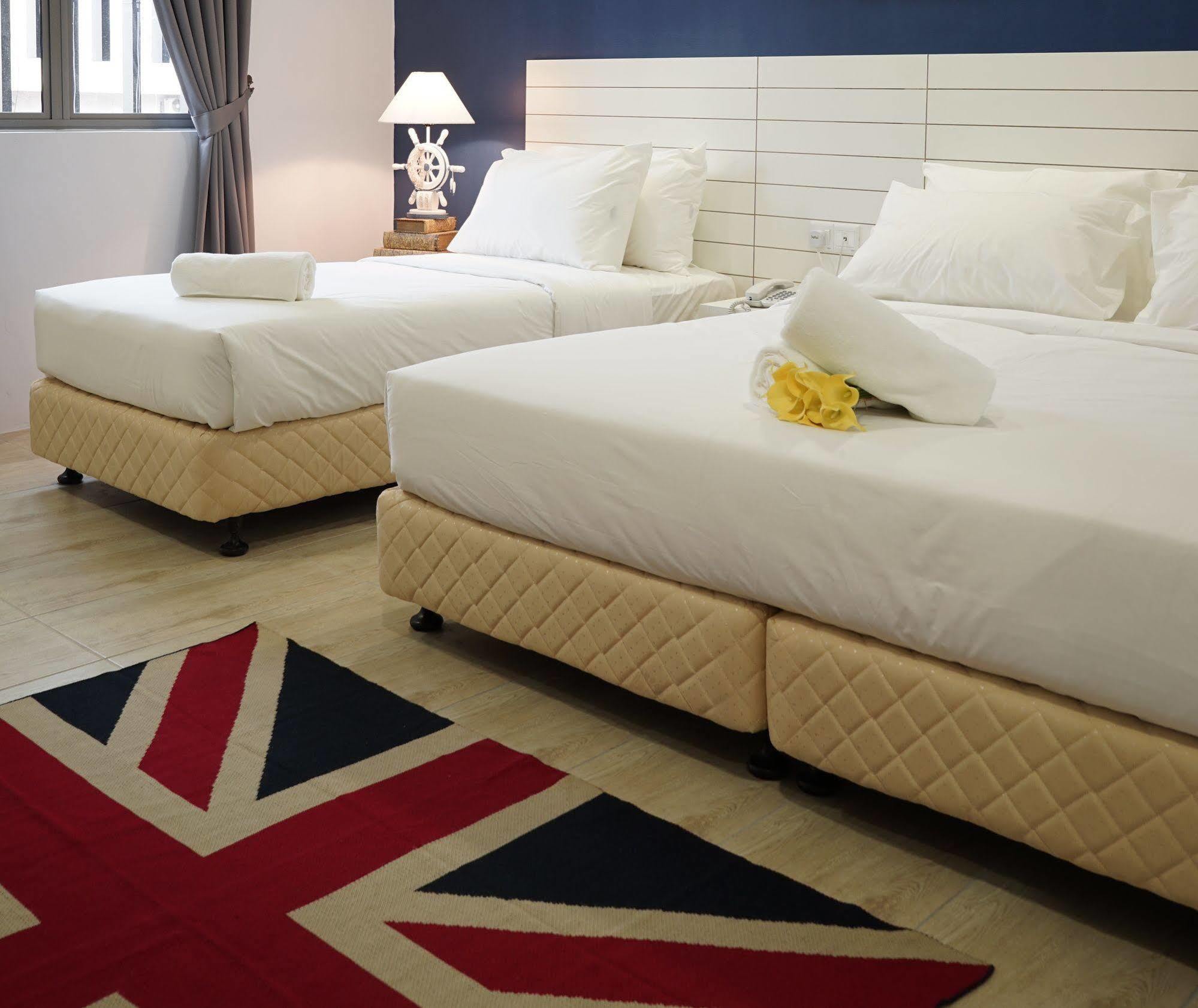Lighthouse Hotel & Shortstay @ Damansara Uptown Петалинг-Джая Экстерьер фото