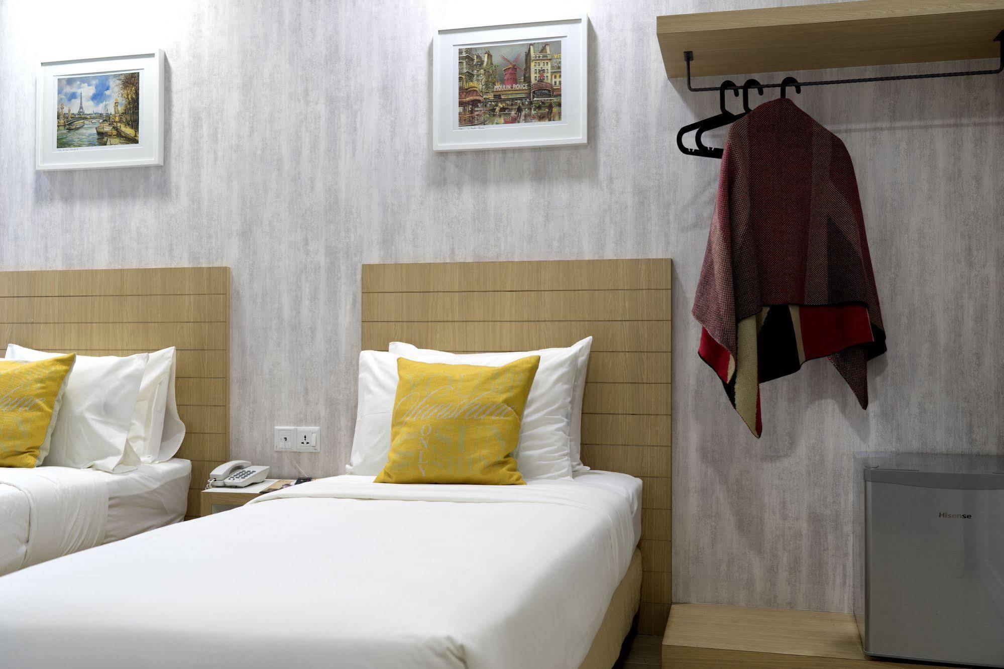 Lighthouse Hotel & Shortstay @ Damansara Uptown Петалинг-Джая Экстерьер фото